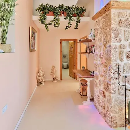 Luxury 2 Bed With Infinity Pool & Sea Views فيلة