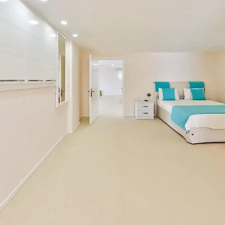 فيلة Luxury 2 Bed With Infinity Pool & Sea Views
