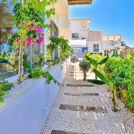 Luxury 2 Bed With Infinity Pool & Sea Views كاس