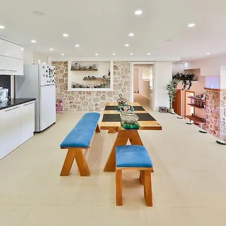 Luxury 2 Bed With Infinity Pool & Sea Views * קס